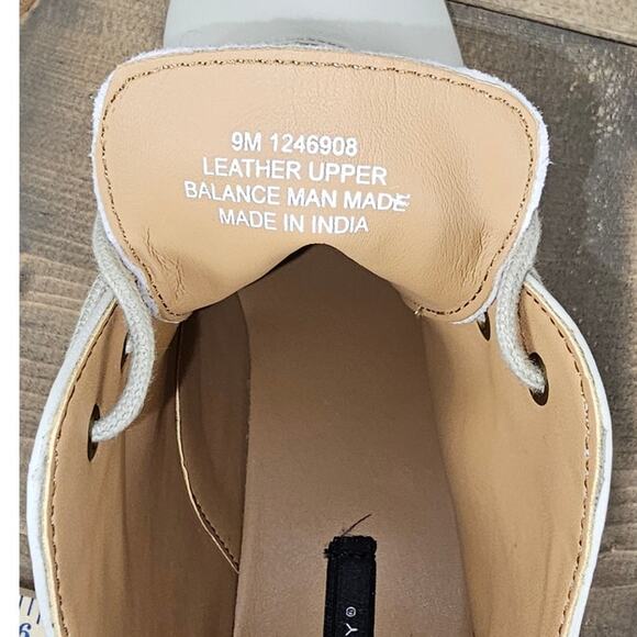 Array by Massey leather lace up ankle boots womens sz9M light grey butter soft - Picture 6 of 11